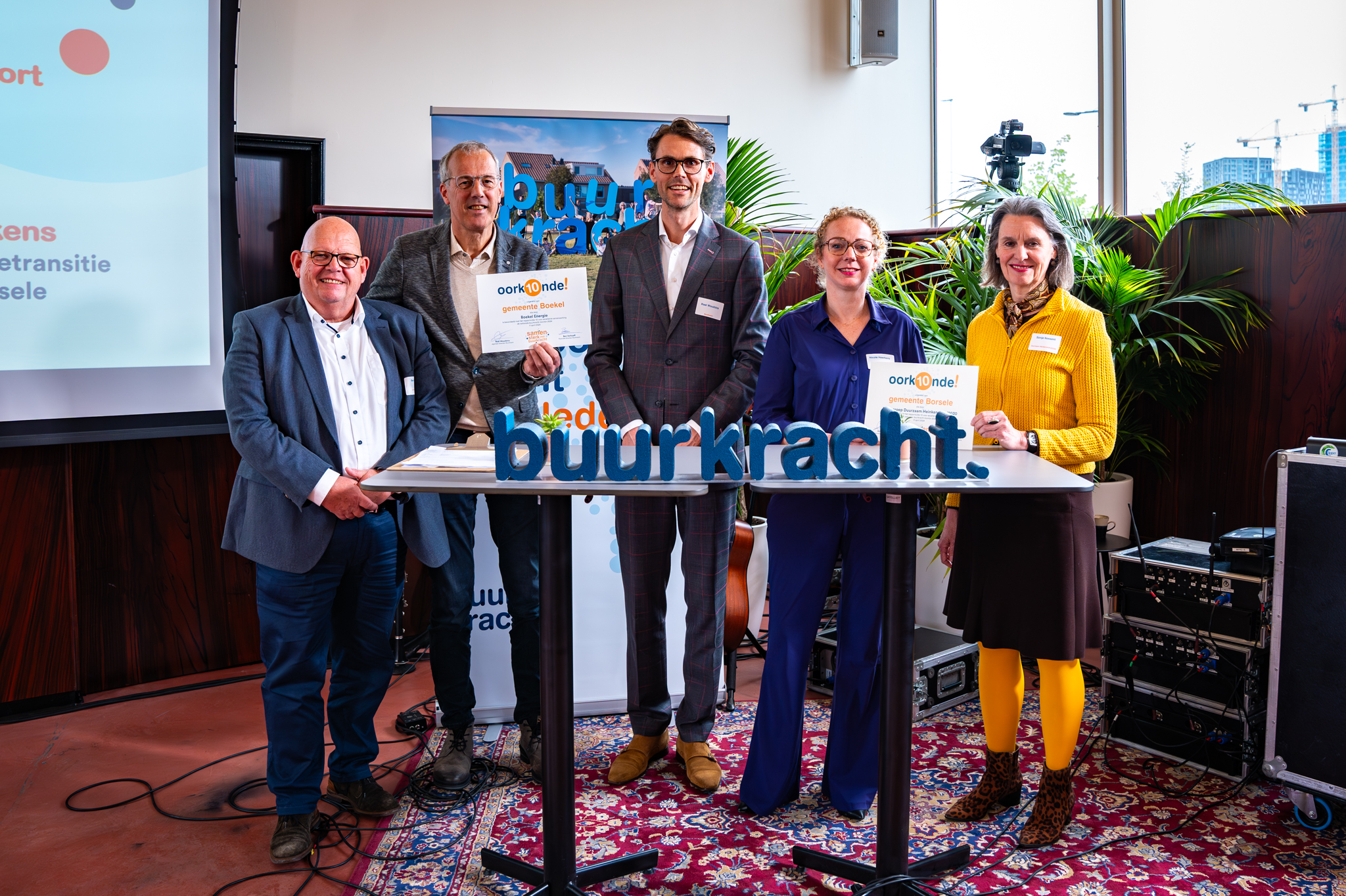 Oorkonde uitreiking 'de nationale buurkracht monitor 2024'