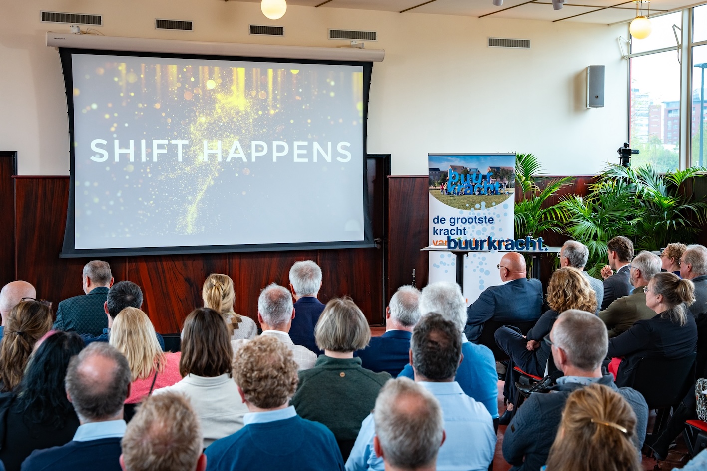 Shift happens van Ajdiedj Bakas